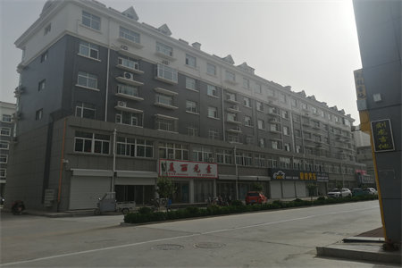 精装带两个车位无税